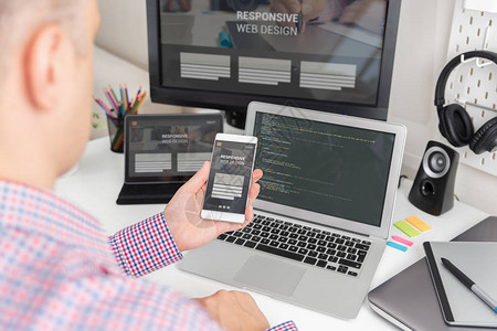 在家中高效打造移動(dòng)應(yīng)用 設(shè)計(jì)師與開發(fā)者的協(xié)作之道